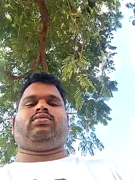 Snapshot of Indianboytelugu chatting on January 14, 2:50 am Indianboytelugu online show from January 14, 2:50 am