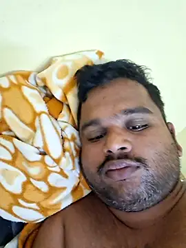 Snapshot of Indianboytelugu chatting on January 15, 10:13 pm Indianboytelugu online show from January 15, 10:13 pm