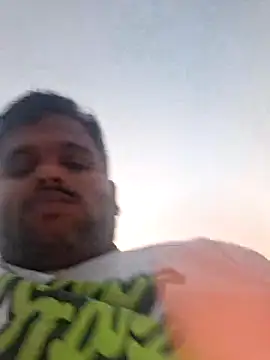 Snapshot of Indianboytelugu chatting on February 22, 1:02 pm Indianboytelugu online show from February 22, 1:02 pm