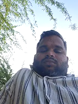 Snapshot of Indianboytelugu chatting on February 14, 11:18 am Indianboytelugu online show from February 14, 11:18 am