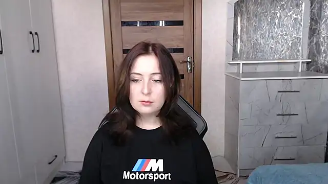 Kristy-Max online show from November 1, 10:39 am