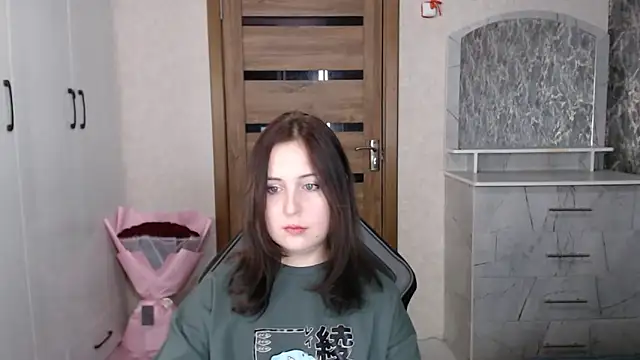 Snapshot of Kristy-Max chatting on November 5, 9:15 pm Kristy-Max online show from November 5, 9:15 pm