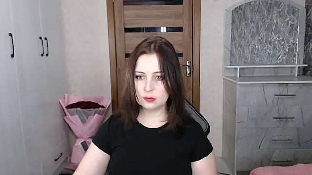 Snapshot of Kristy-Max chatting on November 8, 9:35 pm Kristy-Max online show from November 8, 9:35 pm