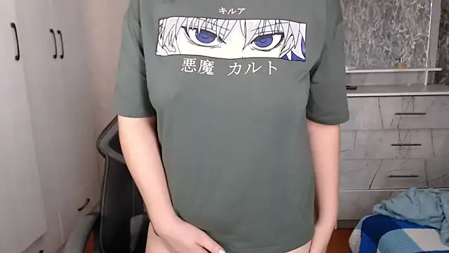 Snapshot of Kristy-Max chatting on November 14, 9:52 am Kristy-Max online show from November 14, 9:52 am