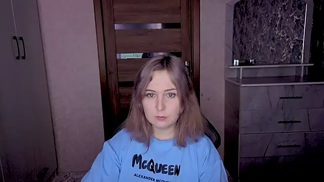 Snapshot of Kristy-Max chatting on February 3, 11:32 pm Kristy-Max online show from February 3, 11:32 pm