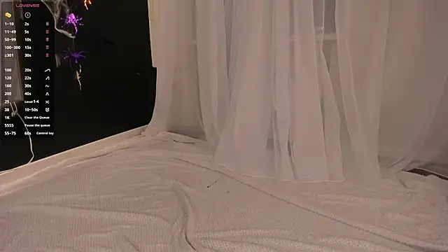 SunnyRisha online show from November 1, 5:20 am