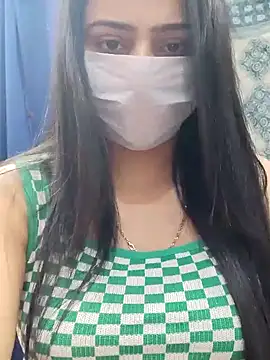 Snapshot of Mylovesana chatting on February 14, 9:06 am Mylovesana online show from February 14, 9:06 am