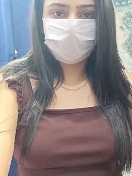 Snapshot of Mylovesana chatting on February 18, 8:10 am Mylovesana online show from February 18, 8:10 am