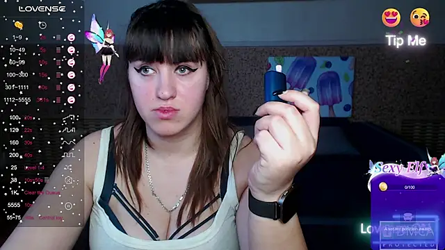 Snapshot of Amali_Ivanna_smit chatting on February 27, 12:27 pm Amali Ivanna smit online show from February 27, 12:27 pm