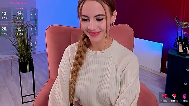 Snapshot of CherieDane chatting on October 15, 12:05 pm CherieDane online show from October 15, 12:05 pm