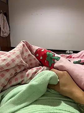 CM100412 online show from March 18, 6:37 pm