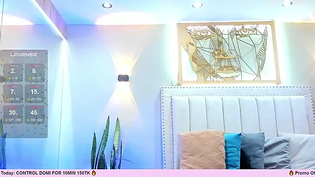 Snapshot of _EmilyJireh_ chatting on March 15, 1:30 am EmilyJireh online show from March 15, 1:30 am