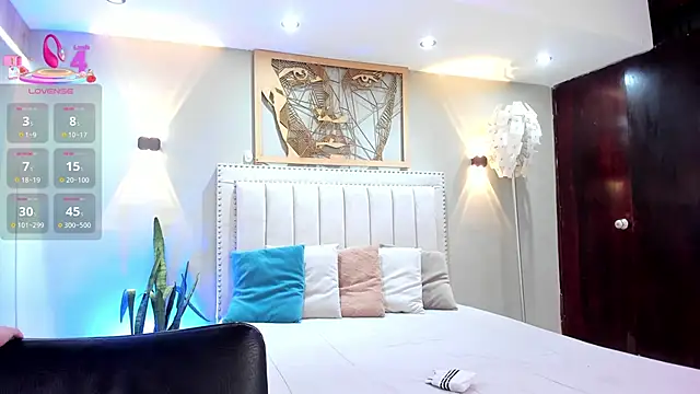 Snapshot of _EmilyJireh_ chatting on October 1, 7:42 pm EmilyJireh online show from October 1, 7:42 pm