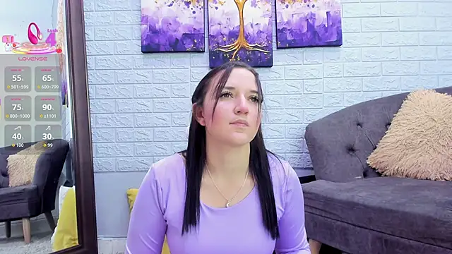 Snapshot of _EmilyJireh_ chatting on October 16, 7:26 pm EmilyJireh online show from October 16, 7:26 pm