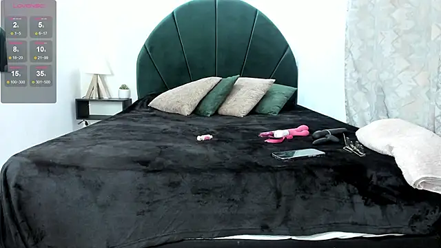  EmilyJireh  online show from February 23, 7:33 pm