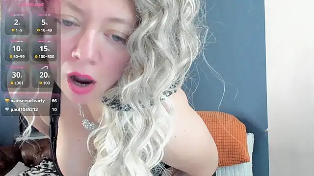 JesiaFoxi online show from February 17, 3:29 pm