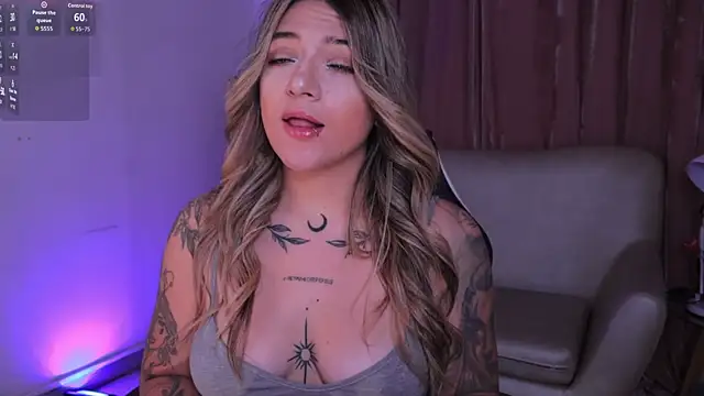 ashleyvalirya online show from November 6, 3:51 am