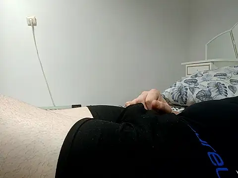 Snapshot of 0777edi chatting on November 11, 5:57 pm 0777edi online show from November 11, 5:57 pm