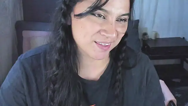 Snapshot of Judychase2 chatting on February 2, 10:28 pm Judychase2 online show from February 2, 10:28 pm