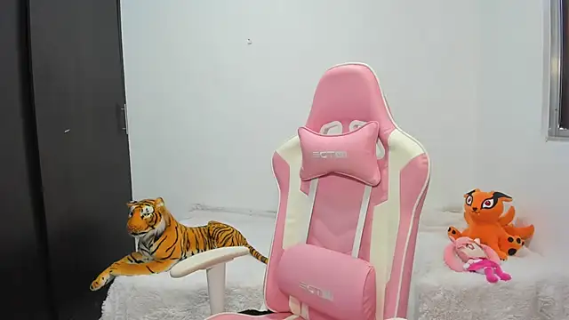 saori 9b online show from March 7, 4:55 pm