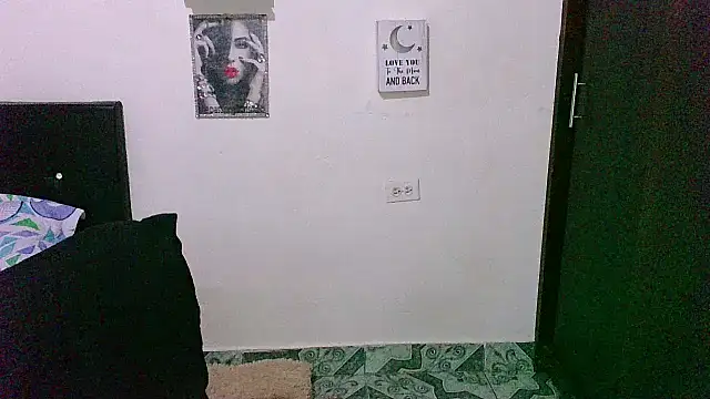 zaray bella online show from October 18, 9:48 pm