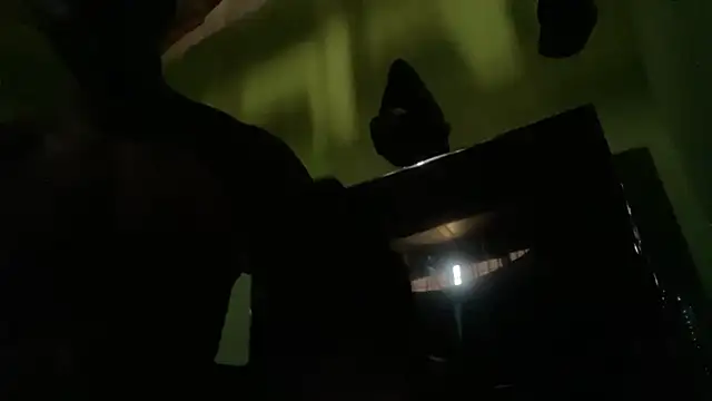 Snapshot of Alphadavid_23 chatting on March 15, 8:21 pm Alphadavid 23 online show from March 15, 8:21 pm