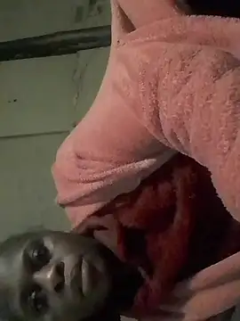 Snapshot of ZIPORA07 chatting on September 24, 10:51 am ZIPORA07 online show from September 24, 10:51 am