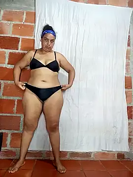 Lucky-hot-girls online show from January 11, 7:49 pm