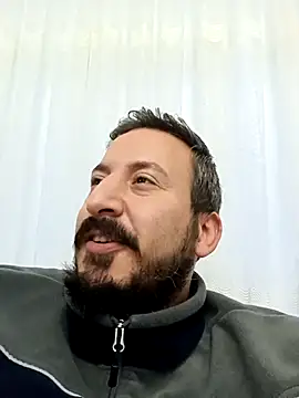 Snapshot of Karizmatikman chatting on February 21, 3:46 pm Karizmatikman online show from February 21, 3:46 pm