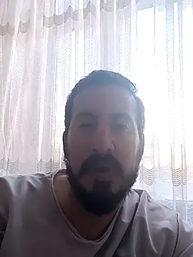 Snapshot of Karizmatikman chatting on March 9, 3:27 pm Karizmatikman online show from March 9, 3:27 pm