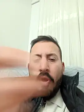 Snapshot of Karizmatikman chatting on March 12, 5:19 pm Karizmatikman online show from March 12, 5:19 pm