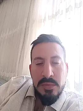 Snapshot of Karizmatikman chatting on March 16, 3:27 pm Karizmatikman online show from March 16, 3:27 pm