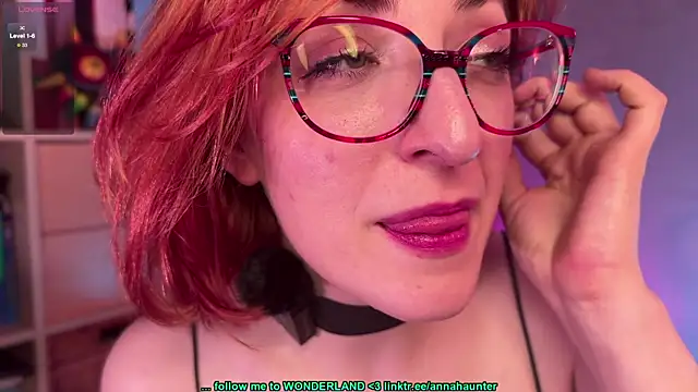 Snapshot of AnnaHaunter18 chatting on March 5, 10:10 pm AnnaHaunter18 online show from March 5, 10:10 pm