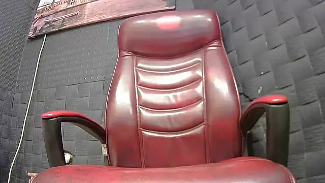 hardbigcock16 online show from December 4, 7:39 am