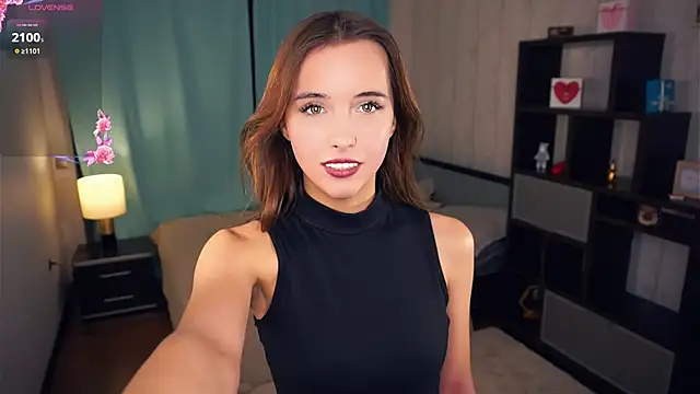 FannyHewson online show from December 21, 7:16 pm