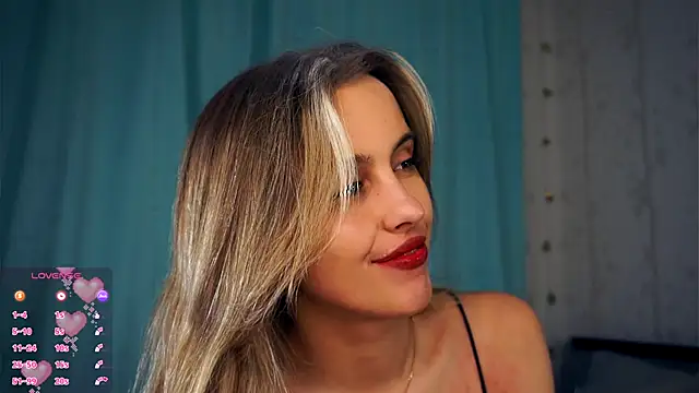 FannyHewson online show from October 18, 8:42 pm