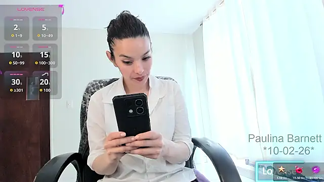 paulinabarnett- online show from February 10, 12:53 pm