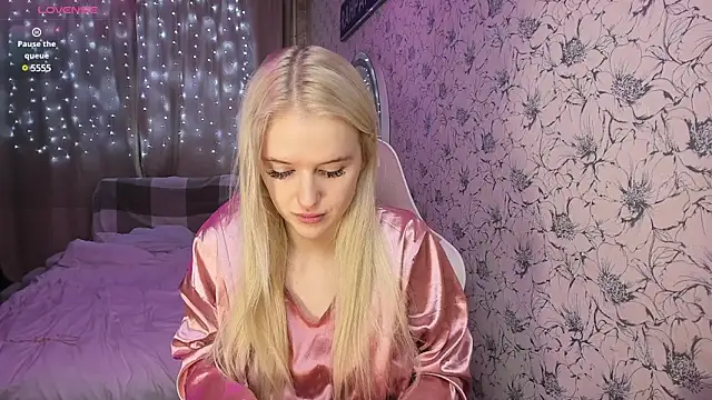 Healing  girl online show from December 23, 6:44 am