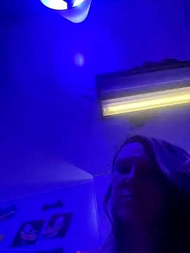 hotNReady6969 online show from September 23, 9:40 pm