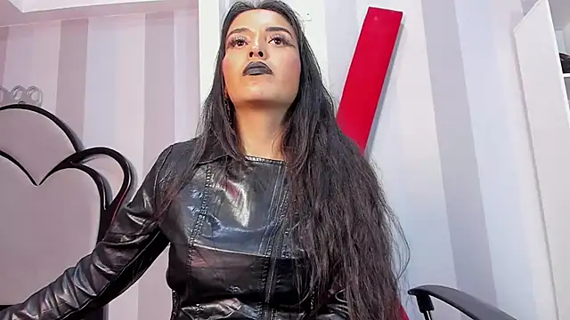 MeliizaQueen online show from February 14, 1:13 am