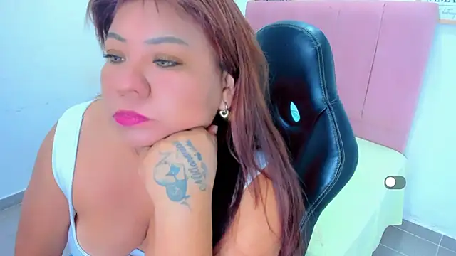 victoria love89 online show from November 16, 3:01 am