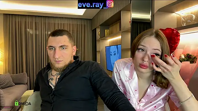 Nihanna kiss online show from February 26, 8:33 pm