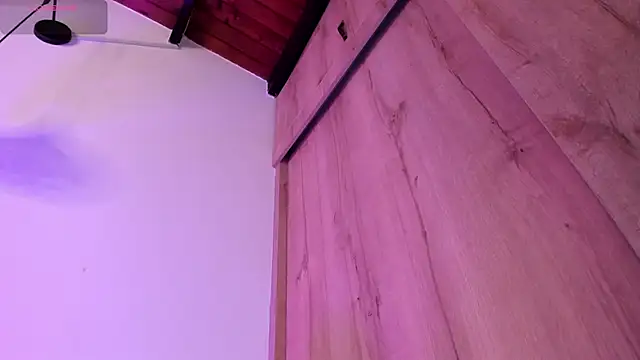 Snapshot of Mia_ross16 chatting on March 2, 10:48 pm Mia ross16 online show from March 2, 10:48 pm