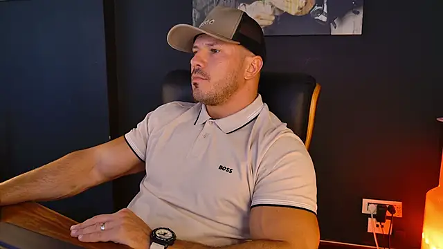 AngeloEric online show from September 22, 11:12 am