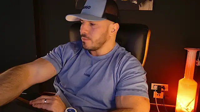 AngeloEric online show from February 13, 1:18 pm