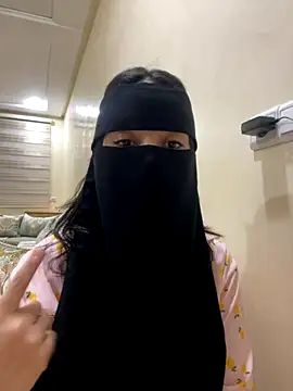 jijijoudia online show from October 25, 11:43 pm