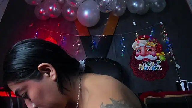 Carolina Arias online show from December 19, 8:44 pm