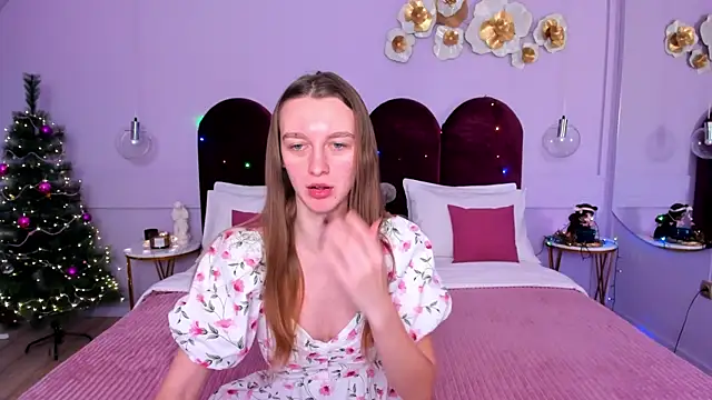 AshleyMillsss online show from December 13, 10:19 am