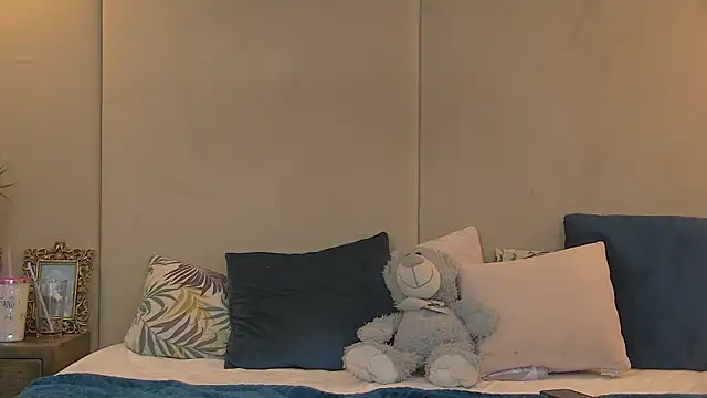 Snapshot of NattyDevon chatting on March 14, 9:57 am NattyDevon online show from March 14, 9:57 am