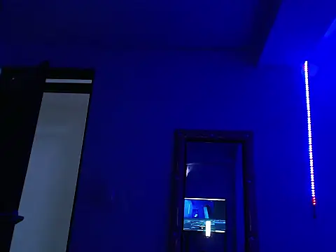 AliciaChelios online show from May 12, 3:42 pm
